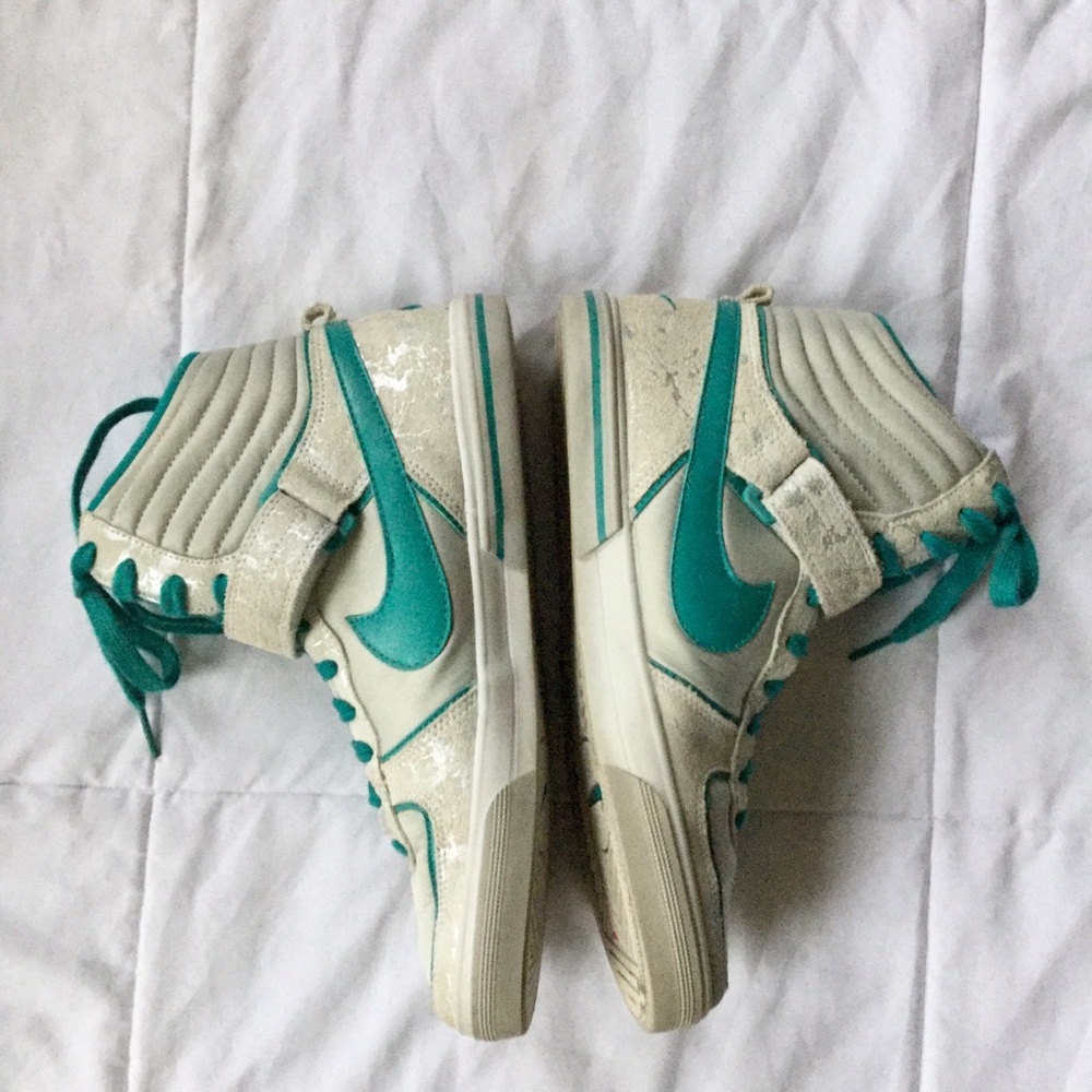 Aeroflight High LE Sneakers